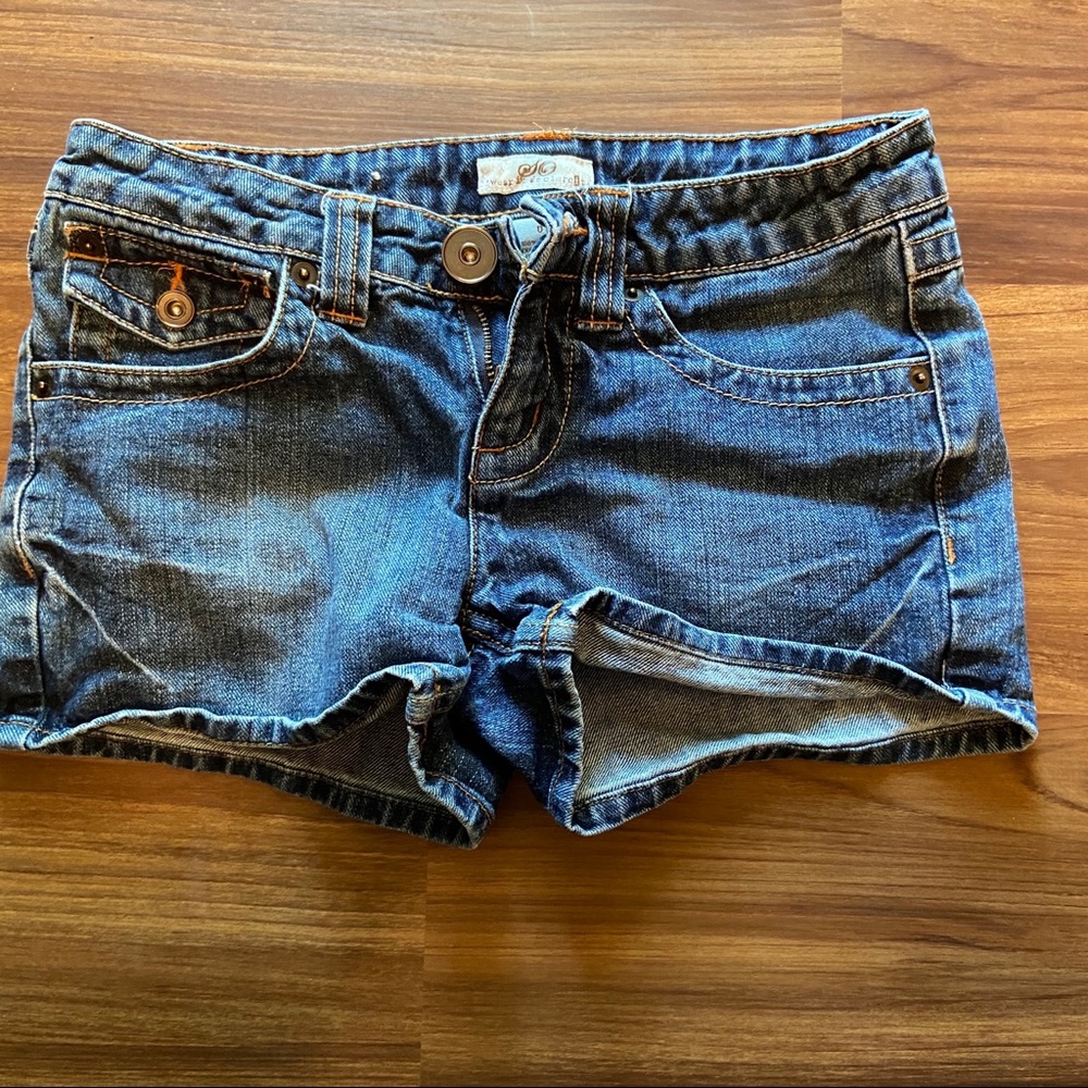 SO Wear It Declare It | denim shorts